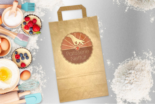 Tragetaschen aus Papier mit Flachhenkel | PIT Packaging.de | Briefumschlaegebestellen